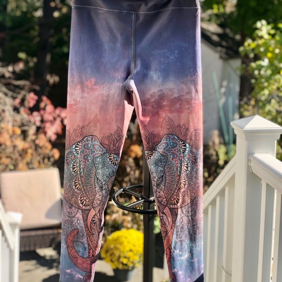 Evolution And Creation Active Leggings - Picture 3 of 9